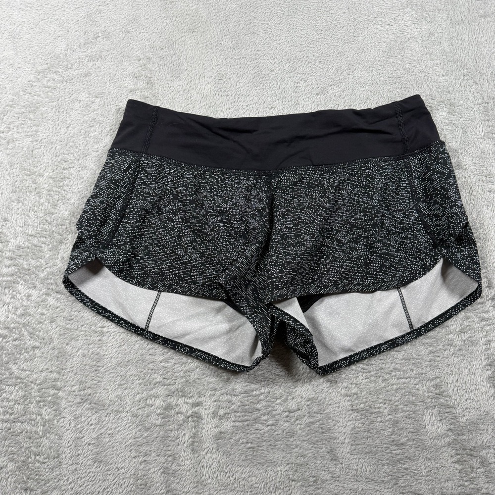 Lululemon Speed Shorts 2.5" Women 4 White Black Soundwave Athletic Running